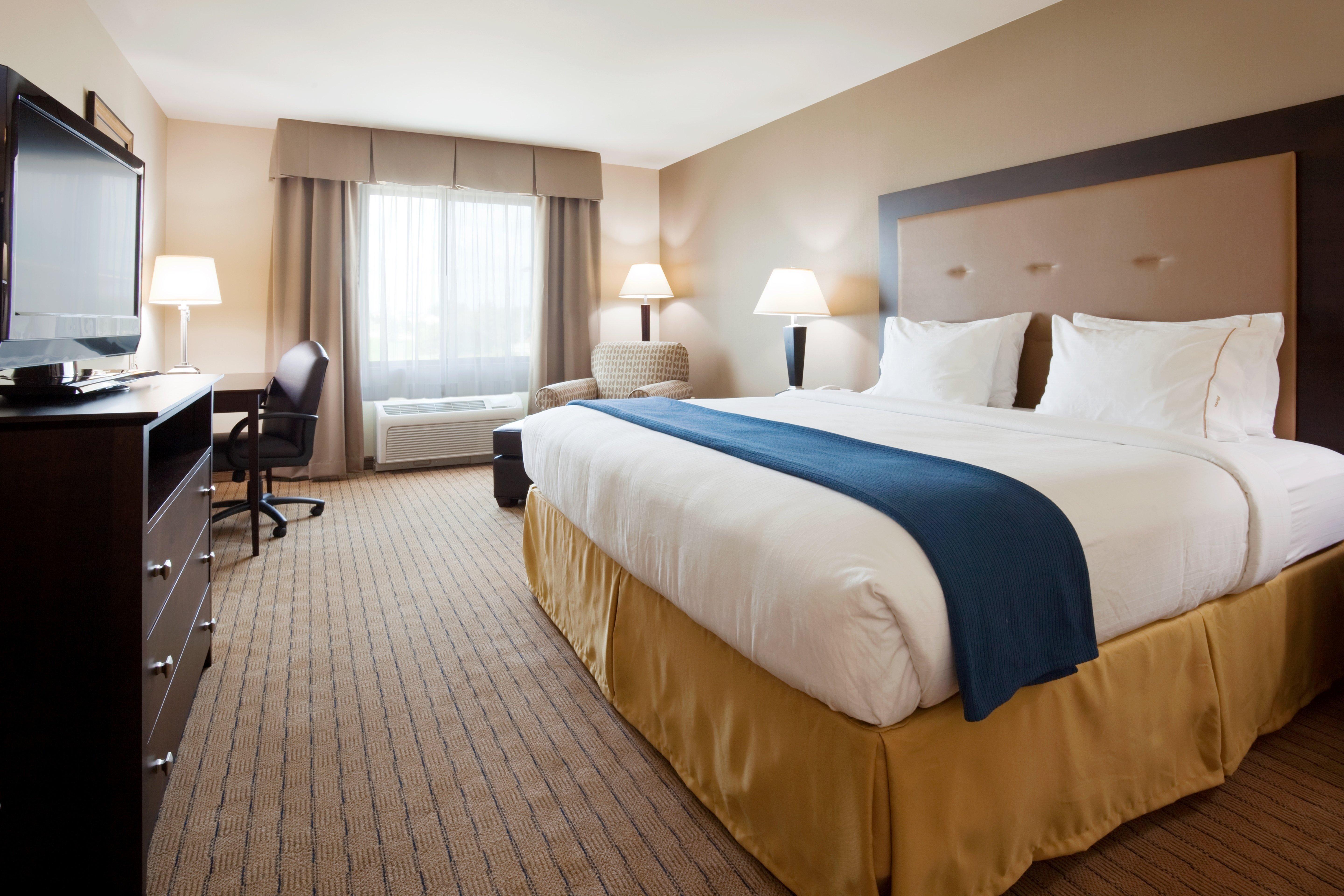 Holiday Inn Express & Suites Madison-Verona By Ihg Exterior foto